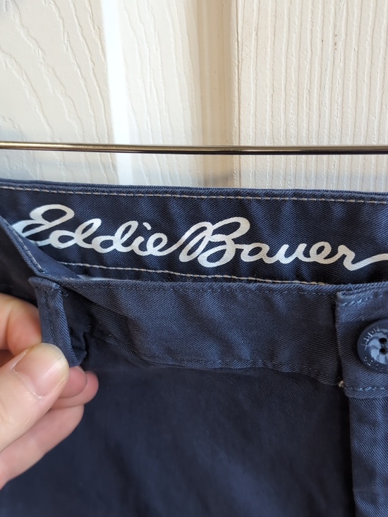 Eddie Bauer Legend Wash Stretch Dark Blue Curvy Fit Cropped Pants Size 14 Tall - Picture 2 of 8